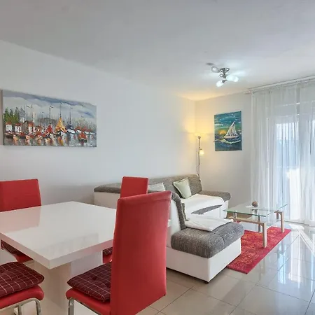 Alen Apartment Pula Exterior photo