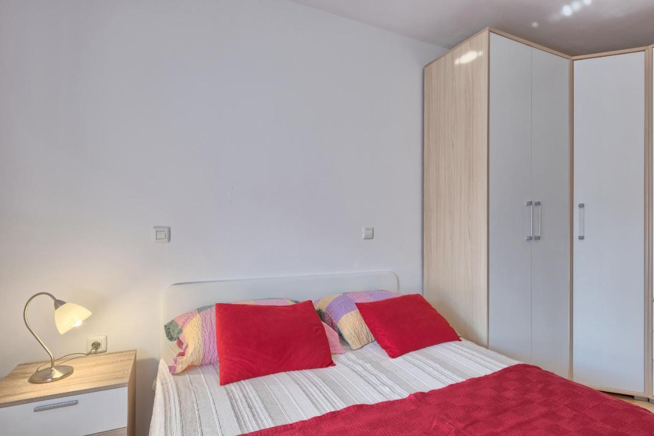 Alen Apartment *